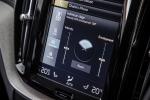 Volvo XC60 D4 Inscription 2017 года (UK)